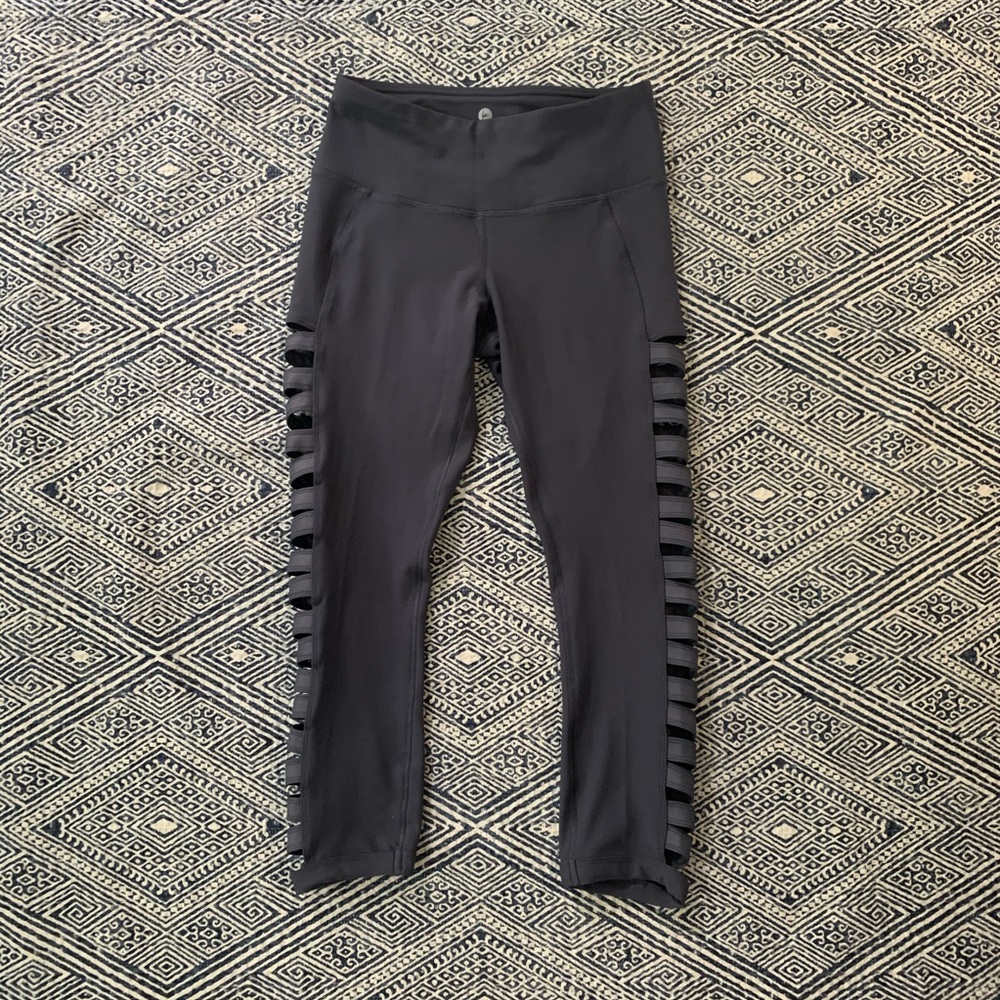 90 degree light blue/gray Capri Leggings
